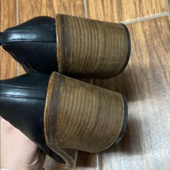 Vera Wang block heels - Picture 4 of 5